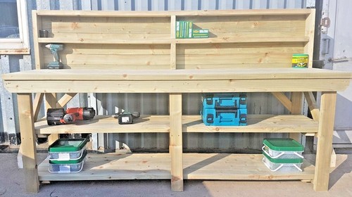 Wooden workbench workshop - -,